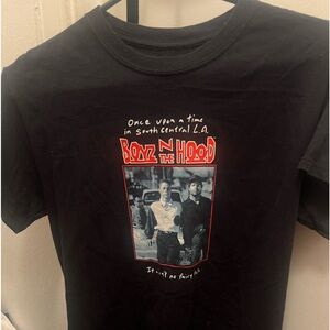 Boys in the hood graphic teee only worn once !